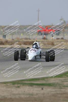 media/Oct-25-2025-CalClub SCCA (Sat) [[34c778dfbe]]/Group 5/Qualifying/